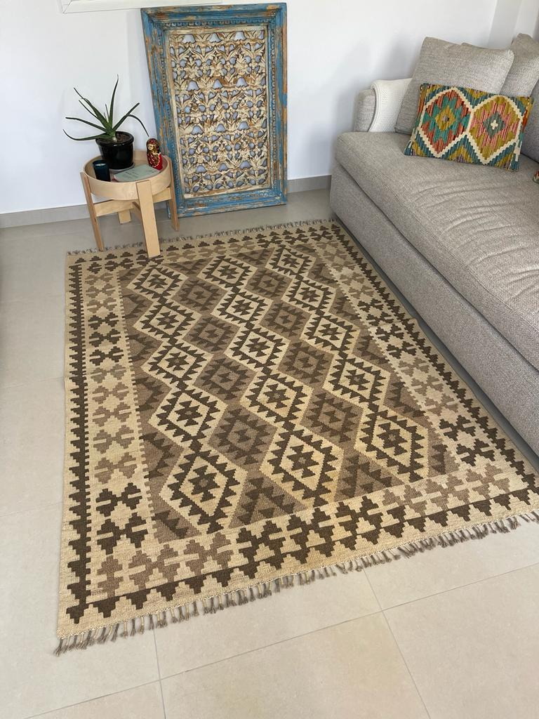 Calista Classic Rug (200x151cm)