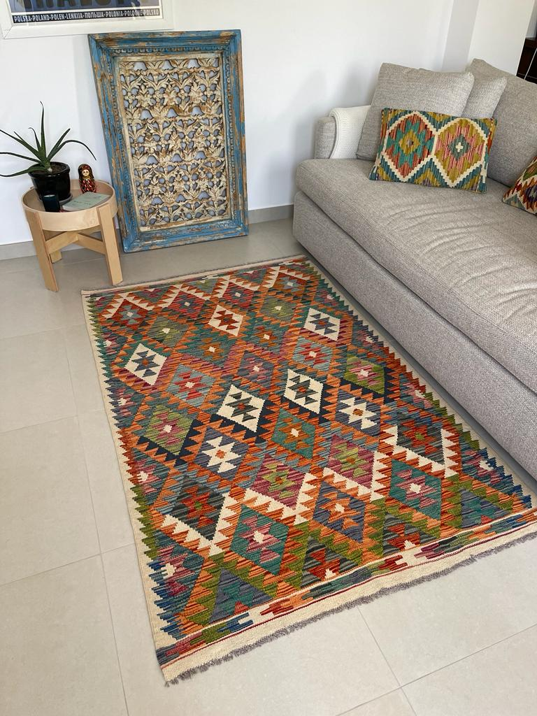 Francesca Classic Rug (186x121cm)