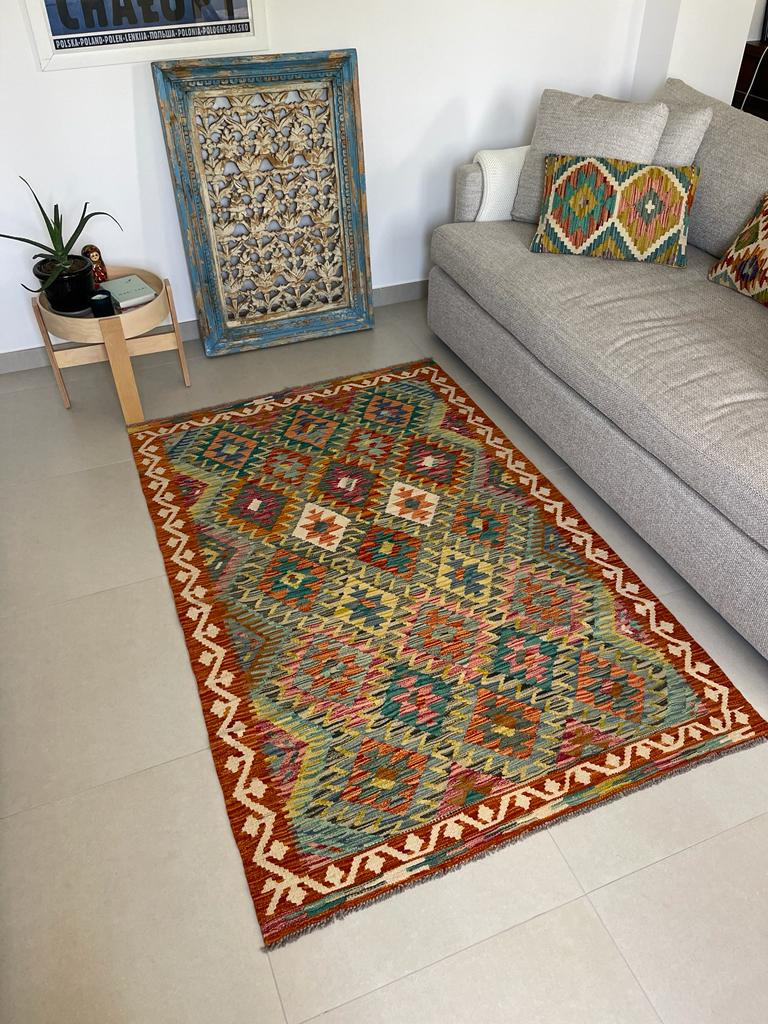 Valentina Classic Rug (190x120cm)